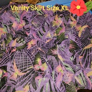 Vanity skirt